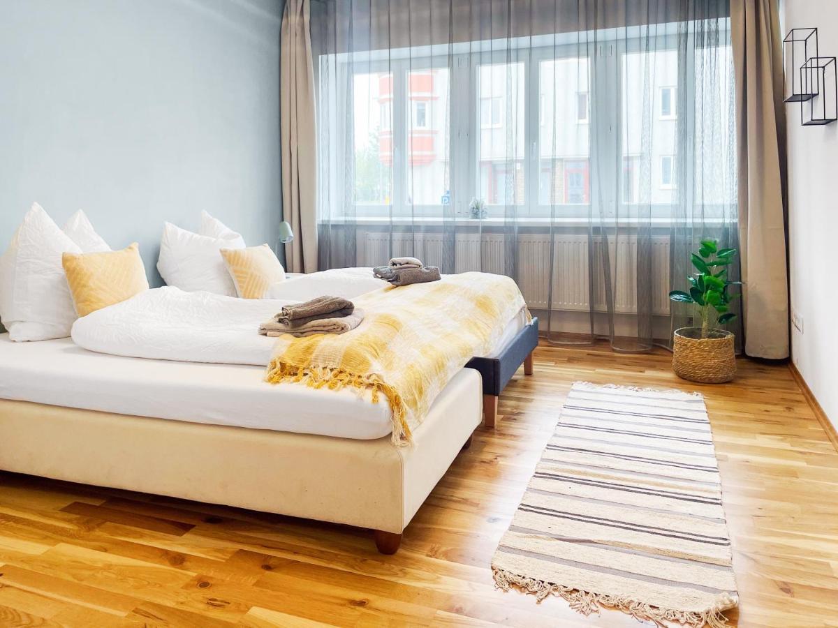 Modern Living - Hbf-nähe, Kostenl. Parken, Küche, Balkon Apartment